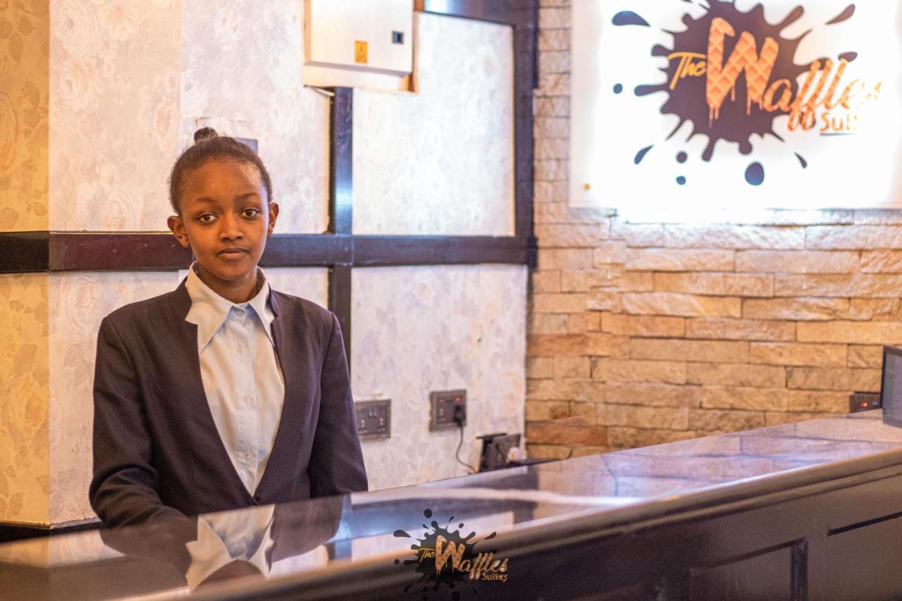 Waffles Suites Nakuru Zewnętrze zdjęcie