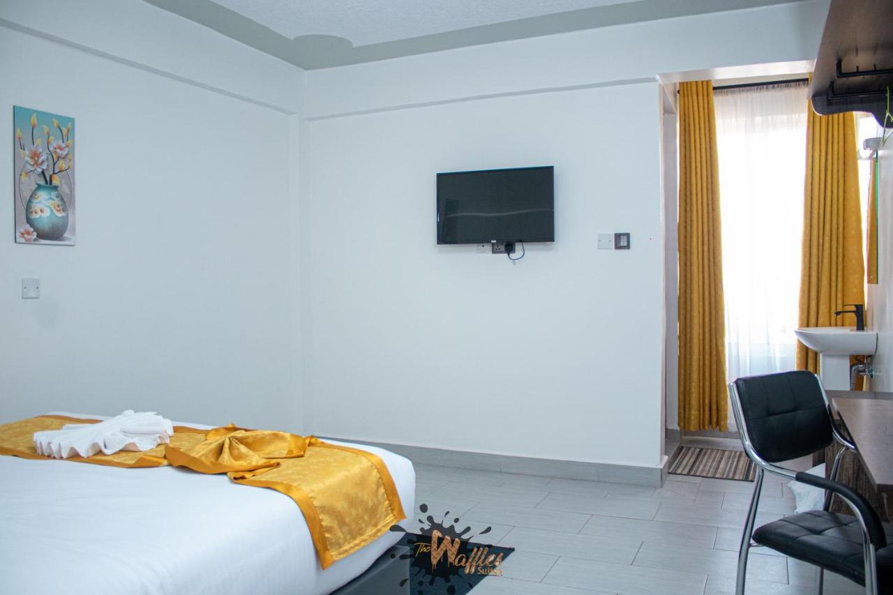 Waffles Suites Nakuru Zewnętrze zdjęcie