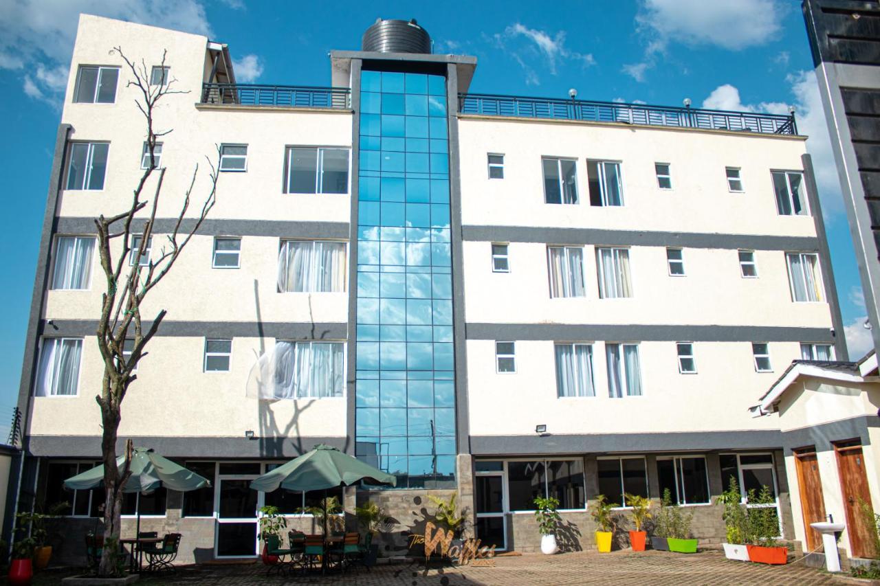 Waffles Suites Nakuru Zewnętrze zdjęcie