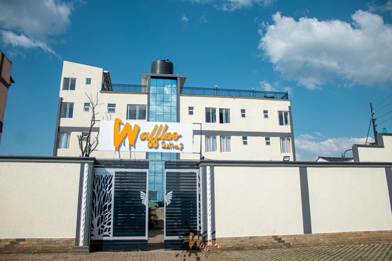 Waffles Suites Nakuru Zewnętrze zdjęcie