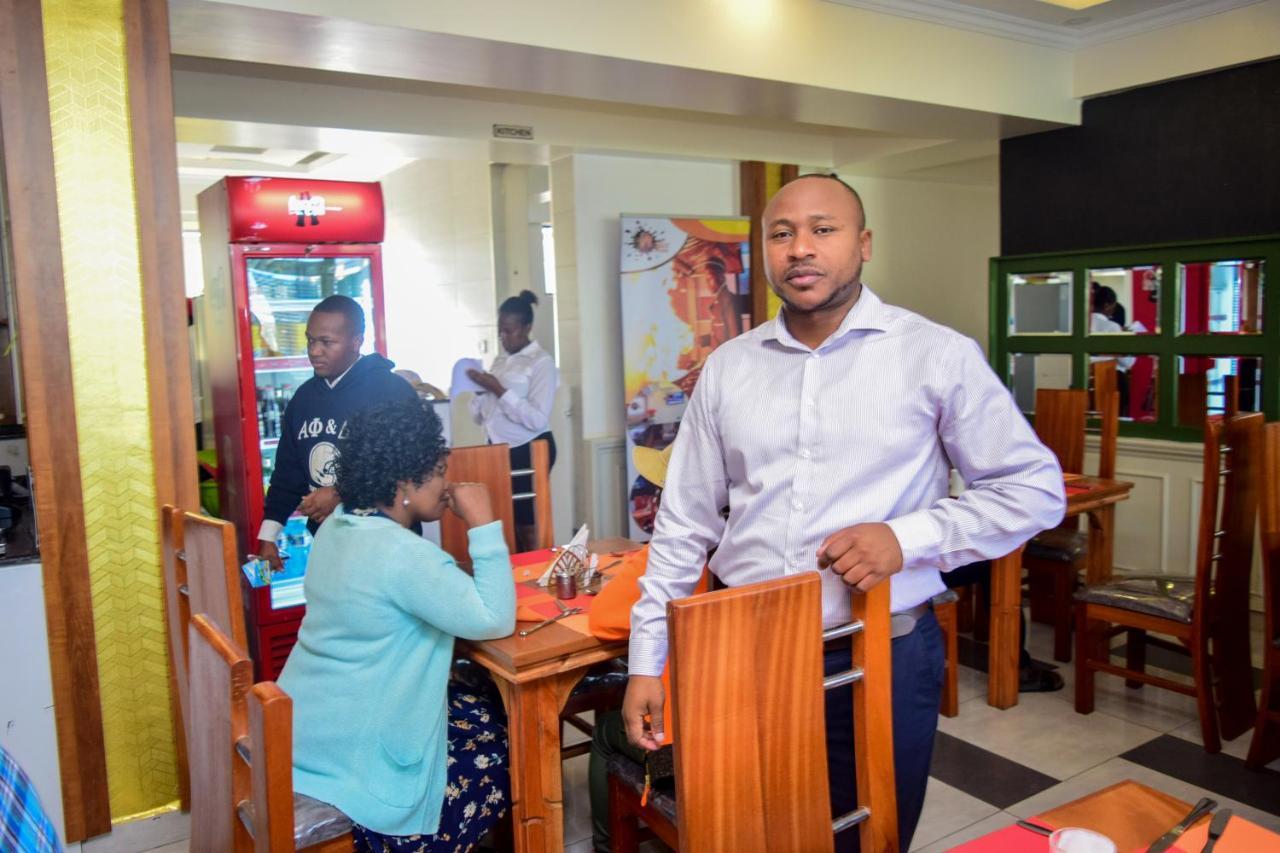 Waffles Suites Nakuru Zewnętrze zdjęcie