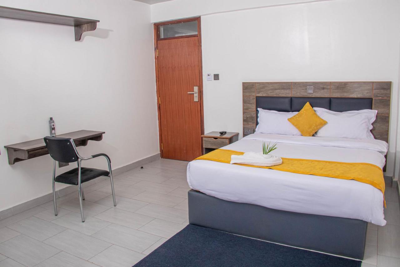 Waffles Suites Nakuru Zewnętrze zdjęcie