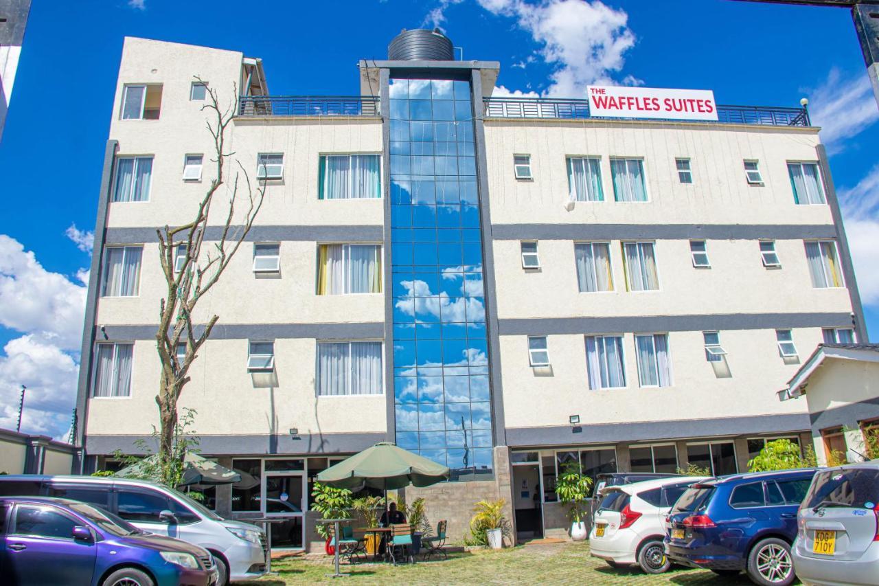 Waffles Suites Nakuru Zewnętrze zdjęcie