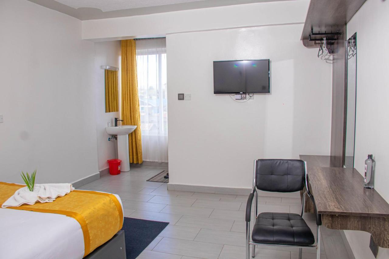 Waffles Suites Nakuru Zewnętrze zdjęcie